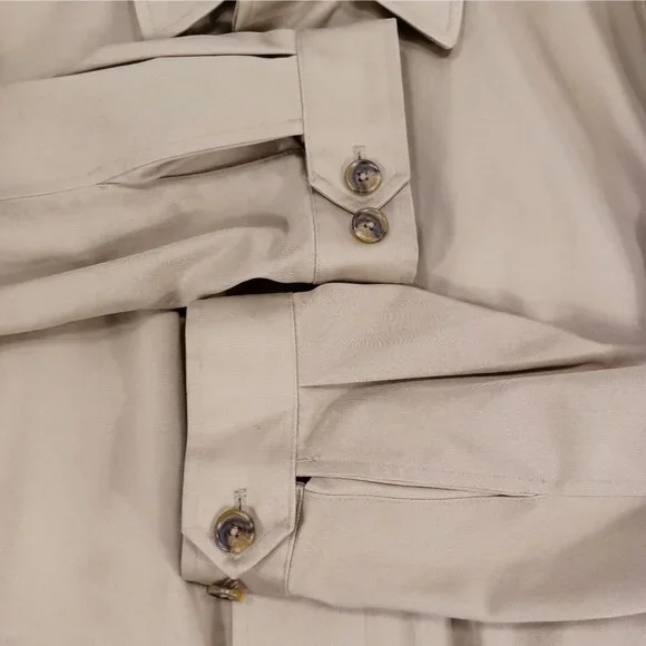 VTG Brooks Brothers Mens Med Classic Car Coat Chore Jacket Khaki/Plaid Hong Kong - Picture 13 of 13